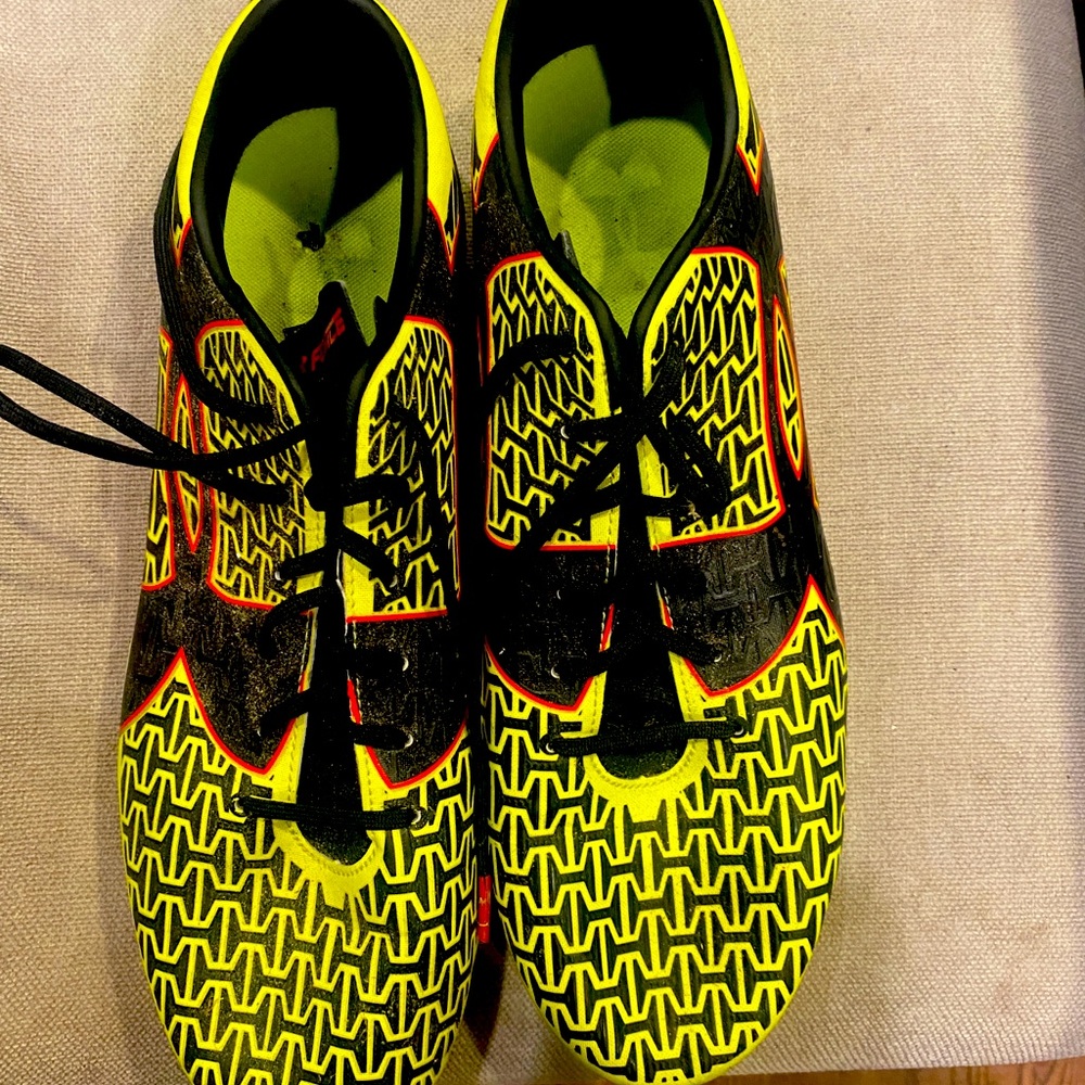 Men’s Size 13 Cleats - Under Armour